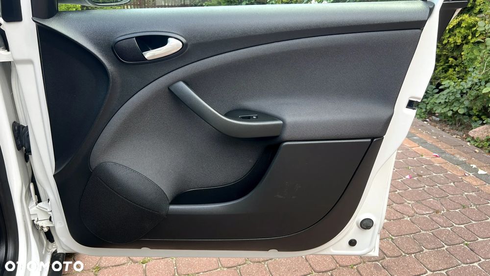 Seat Altea XL 1.6 TDI DPF CR Reference Copa - 26
