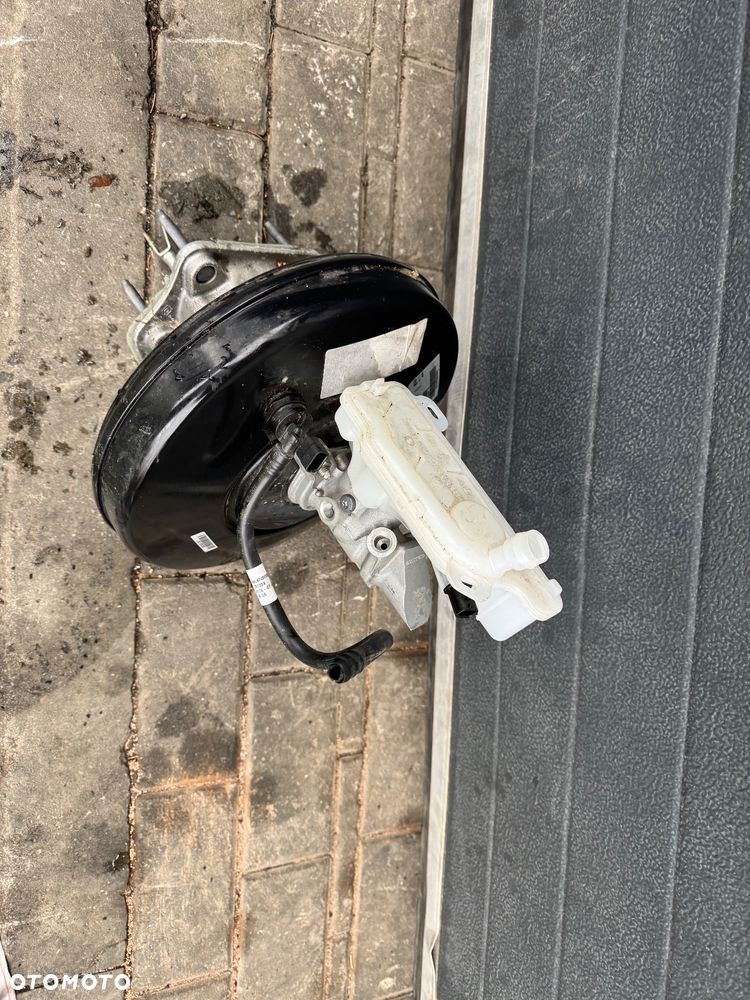 Serwo pompa hamulcowa RENAULT SCENIC IV 472105487R - 1