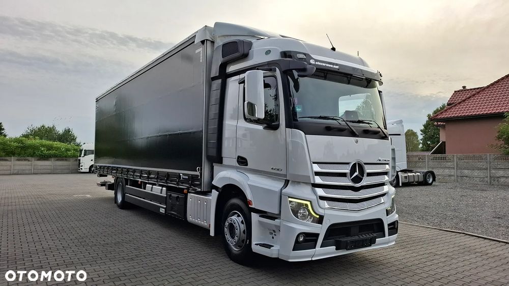 Mercedes-Benz ACTROS 1830 / 23 PALETY / WINDA / SALON PL - 3