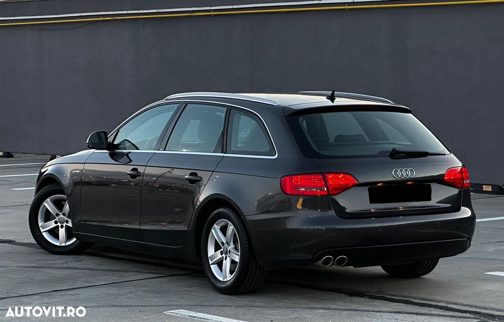 Audi A4 Avant 2.0 TDI DPF S line Sportpaket (plus) - 2