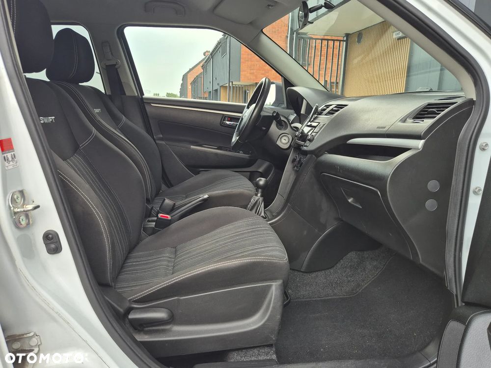 Suzuki Swift - 8