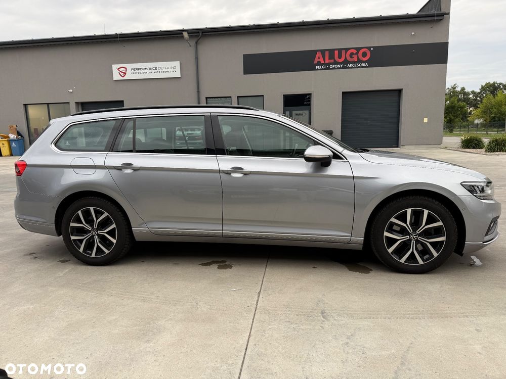 Volkswagen Passat Variant 2.0 TDI Business DSG - 9