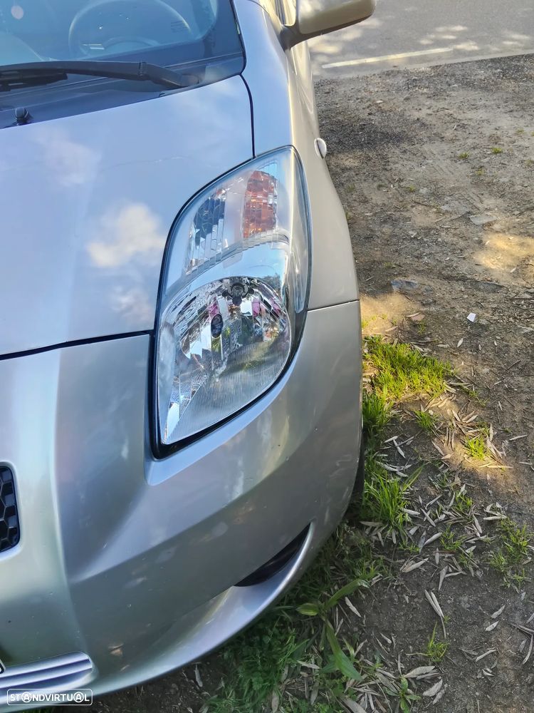 Toyota Yaris 1.0 VVT-i AC Manual - 6