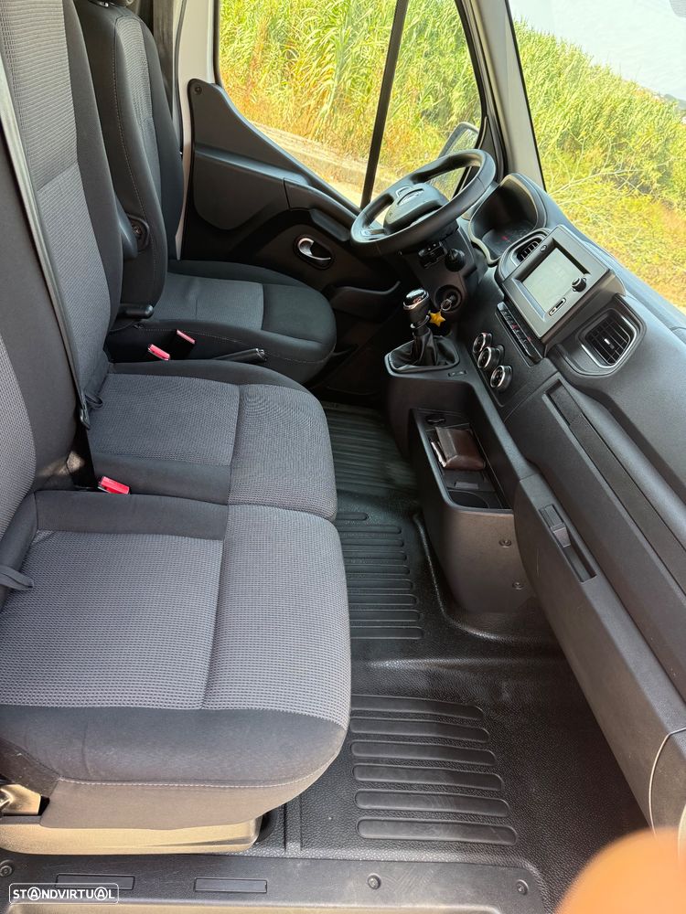 Renault Master 2.3 dCi - 12