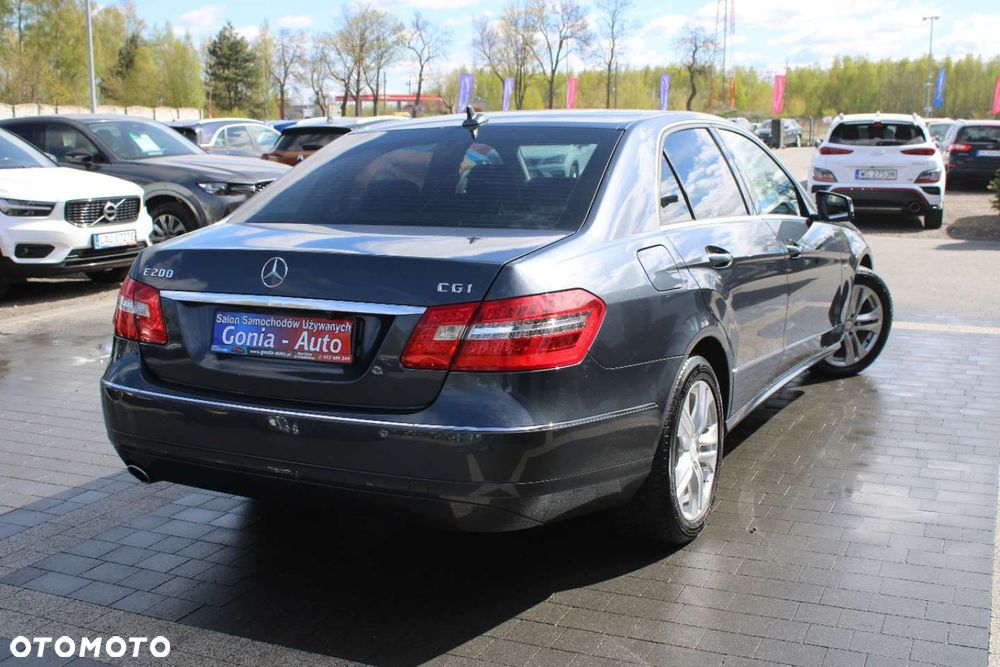 Mercedes-Benz Klasa E - 7