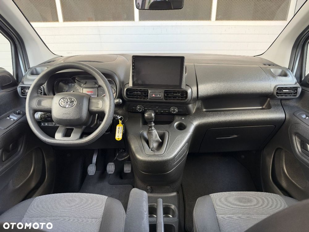 Toyota Proace City Verso 1.5 D-4D Business - 6