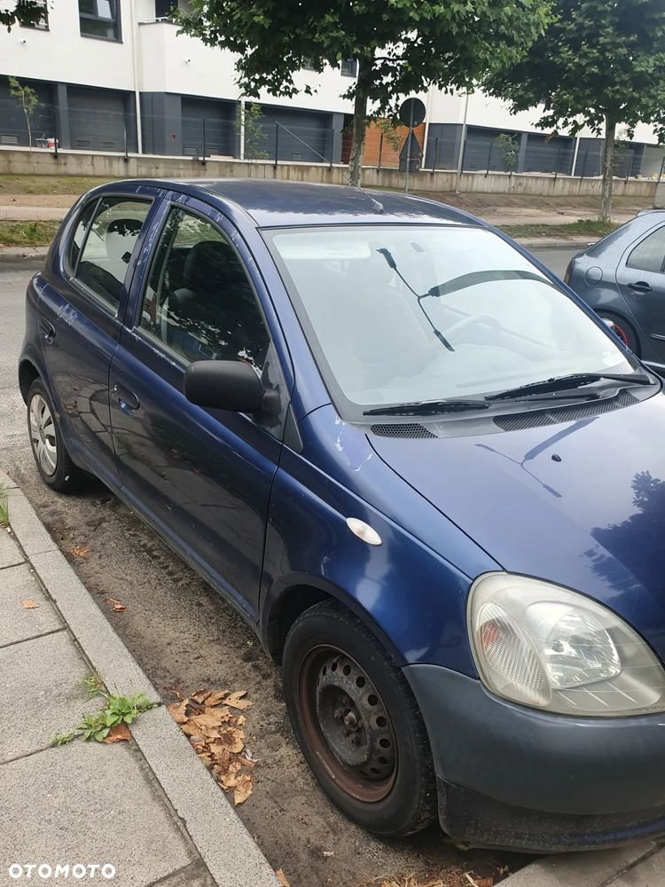 Toyota Yaris - 1