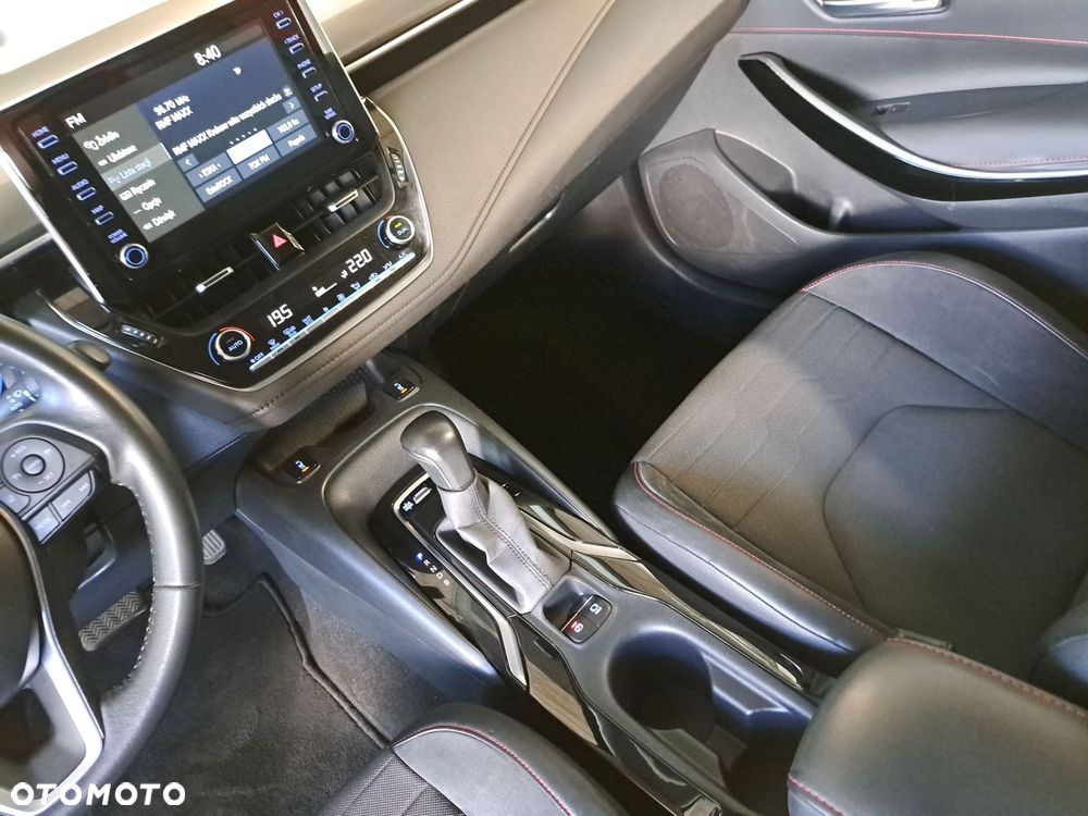 Toyota Corolla 1.8 Hybrid Comfort - 30