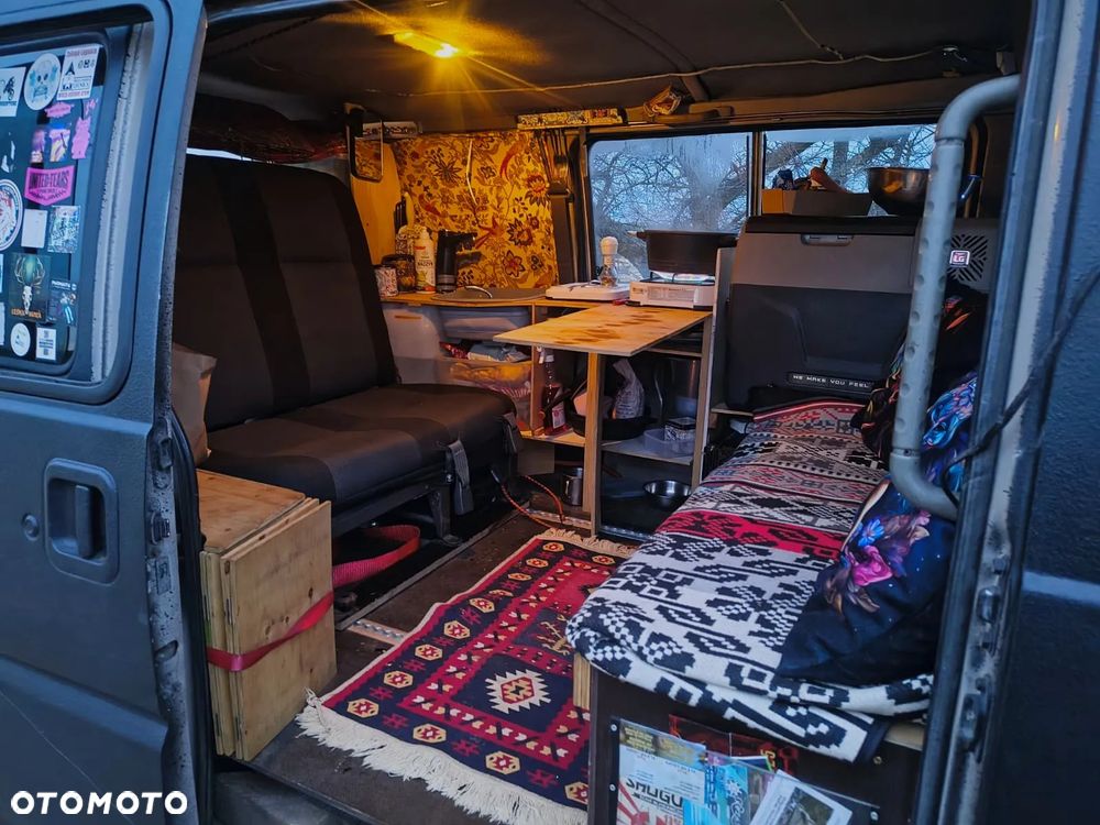 Mitsubishi L300 - 10