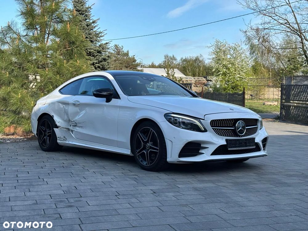 Mercedes-Benz Klasa C 300 9G-TRONIC AMG Line Plus - 7