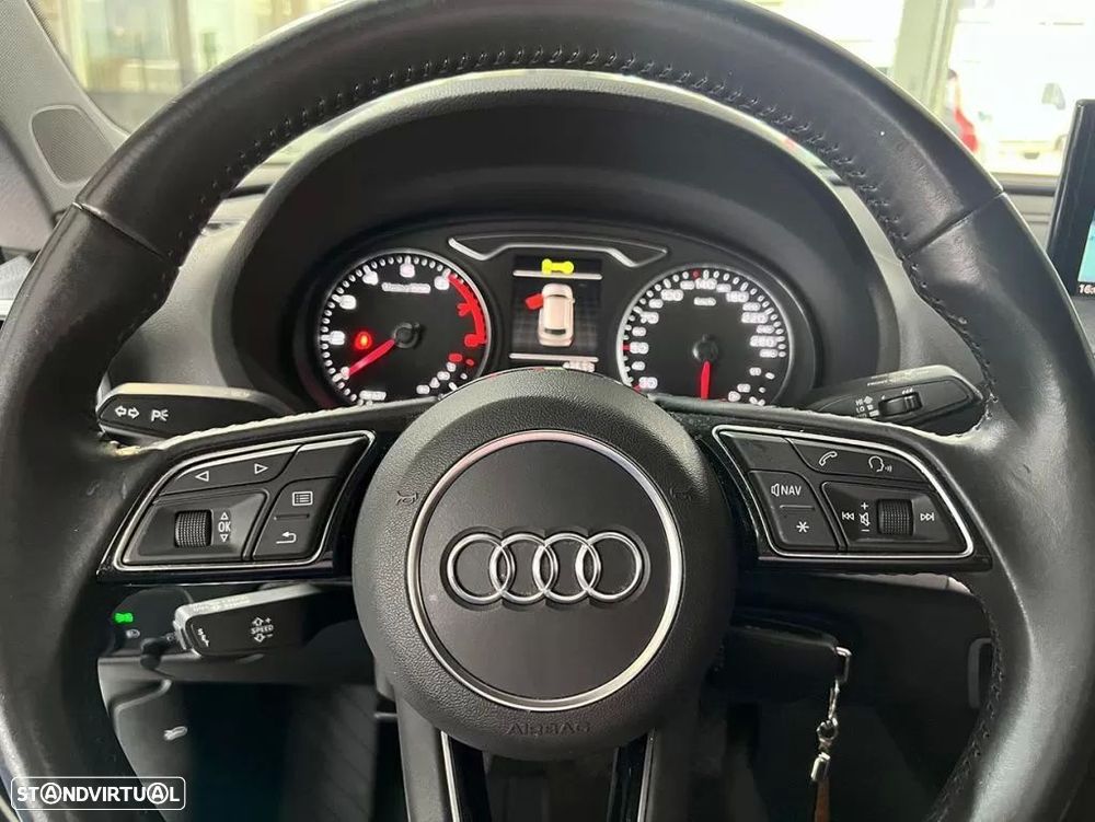 Audi A3 Sportback 30 TFSI Design - 22