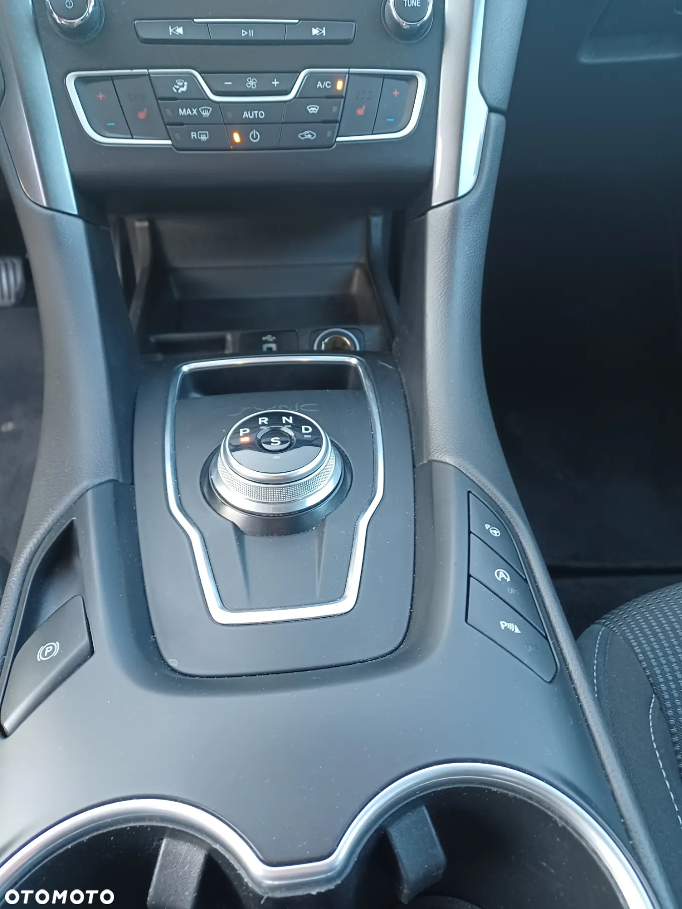 Ford Mondeo 2.0 EcoBlue Titanium - 8