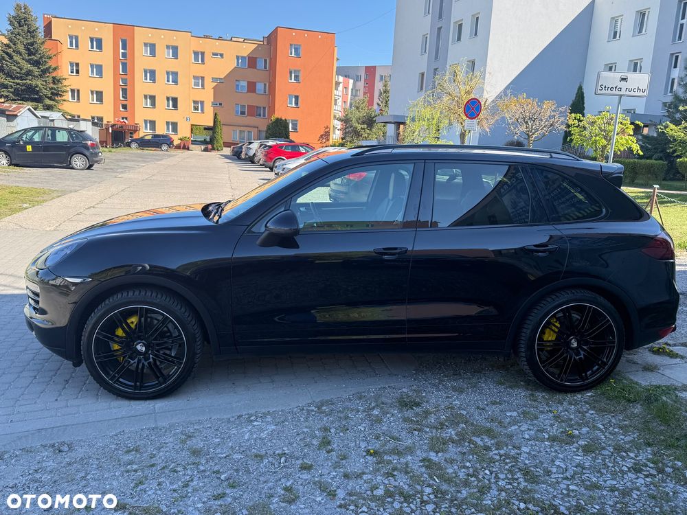 Porsche Cayenne - 12