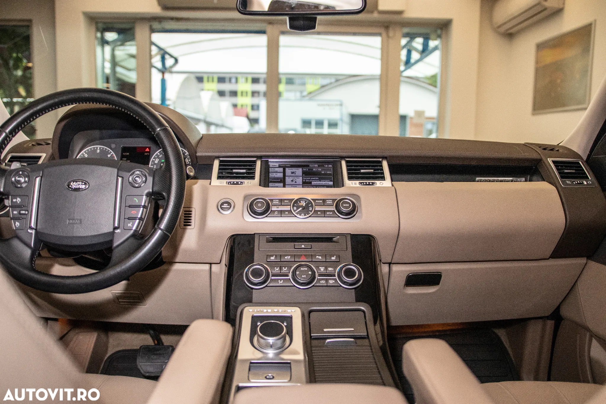 Land Rover Range Rover Sport 3.0 SDV6 HSE - 11
