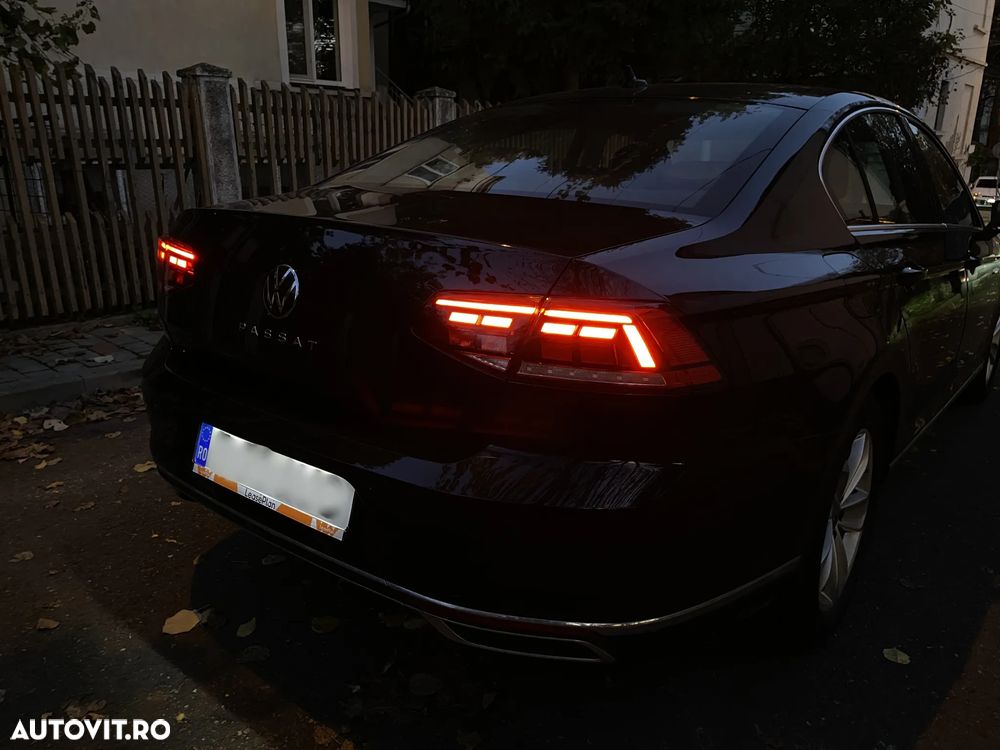 Volkswagen Passat 2.0 TDI DSG Highline - 15