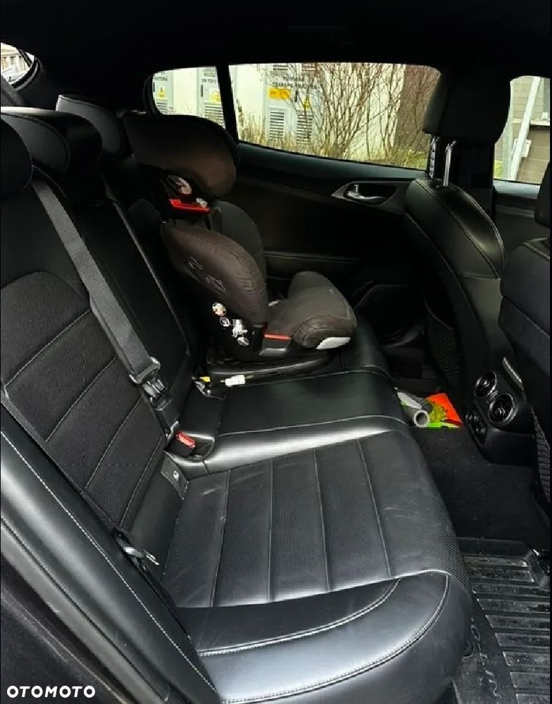 Kia Stinger 3.3 T-GDI V6 GT AWD - 21