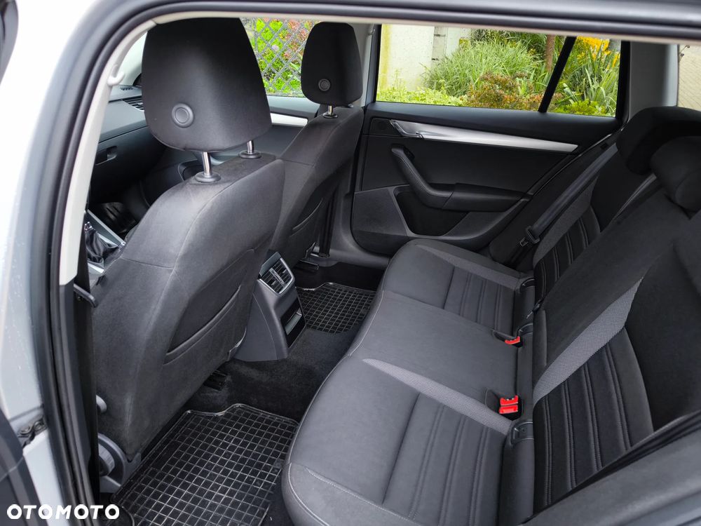 Skoda Octavia 1.6 TDI Ambition - 7