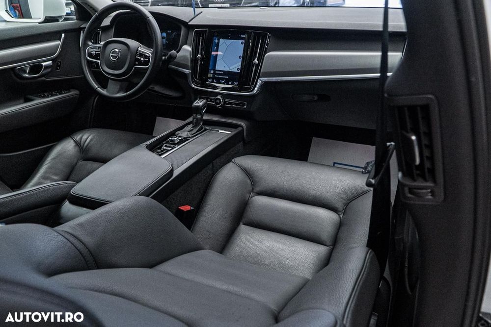 Volvo S90 D4 Geartronic Momentum Pro - 3