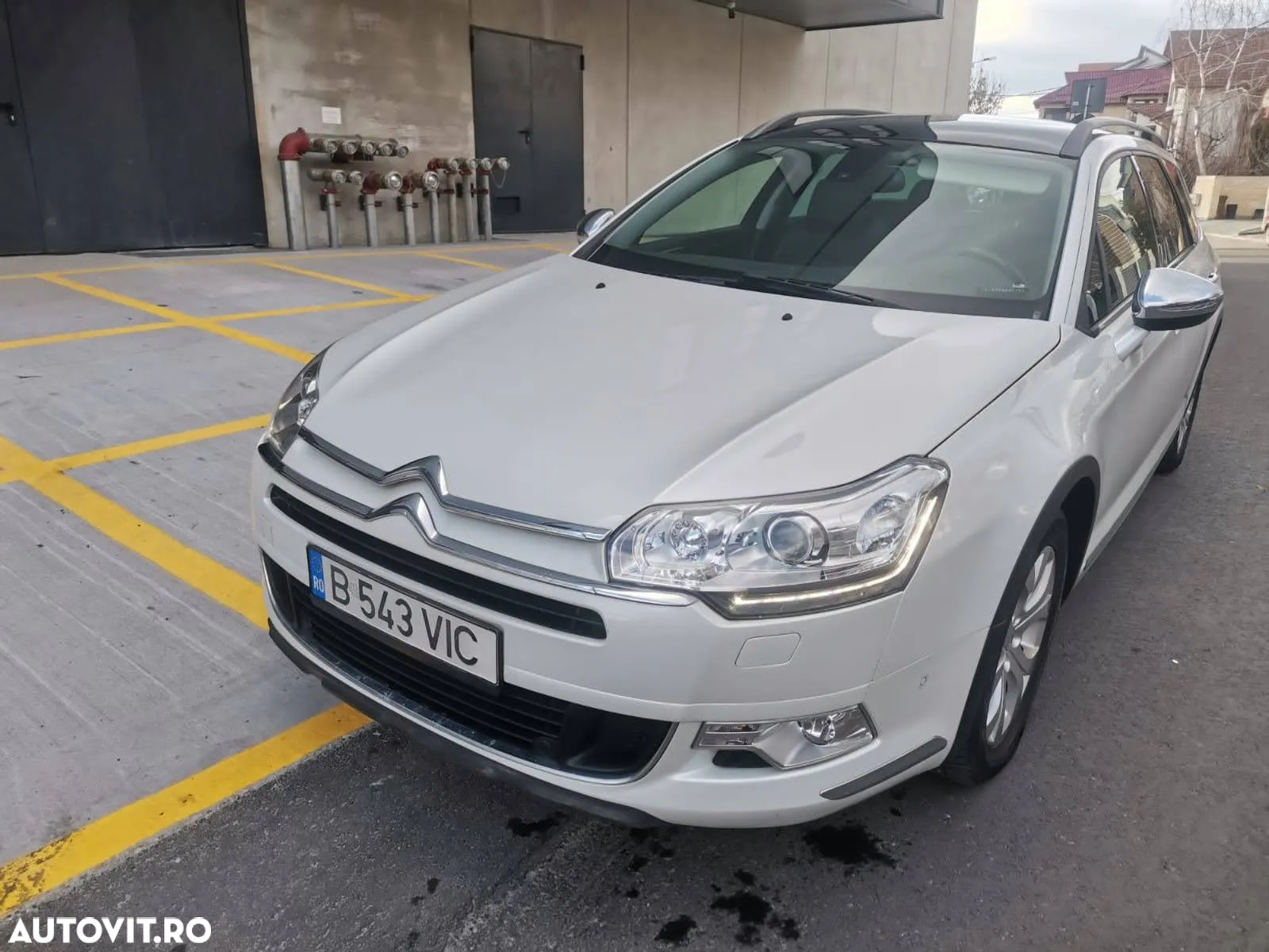 Citroën C5 Tourer 2.0 BlueHDi EAT6 H3+ Seduction - 19