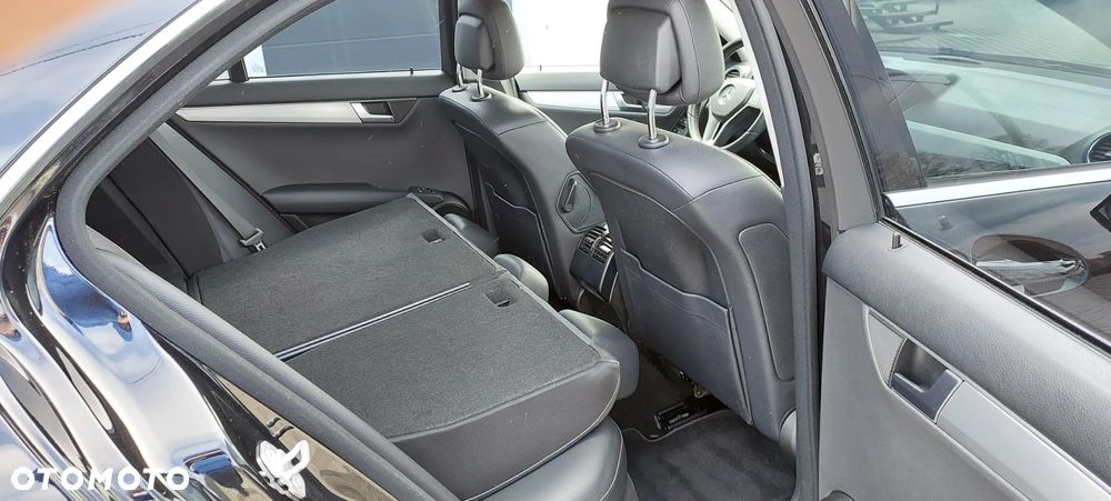 Mercedes-Benz Klasa C - 39