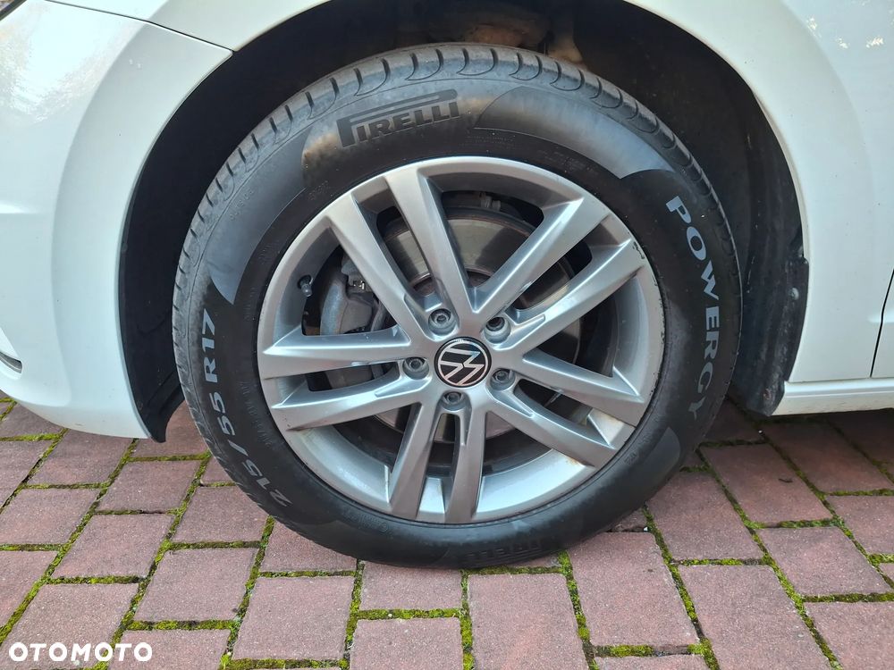 Volkswagen Touran 2.0 TDI BMT Highline DSG - 10