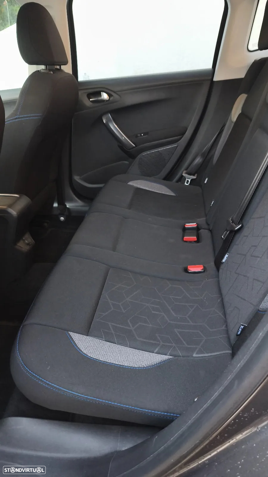 Peugeot 2008 1.2 PureTech Style - 13