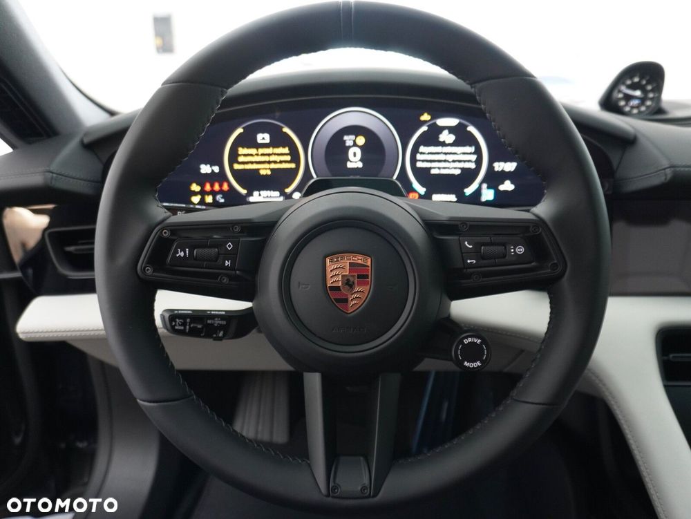 Porsche Taycan 105kWh 4 - 26