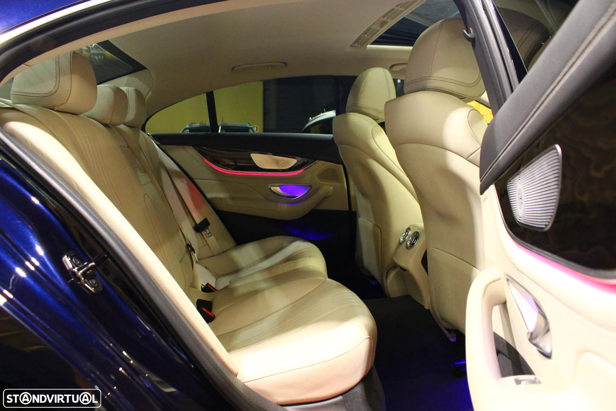 Mercedes-Benz CLS 300 d - 15