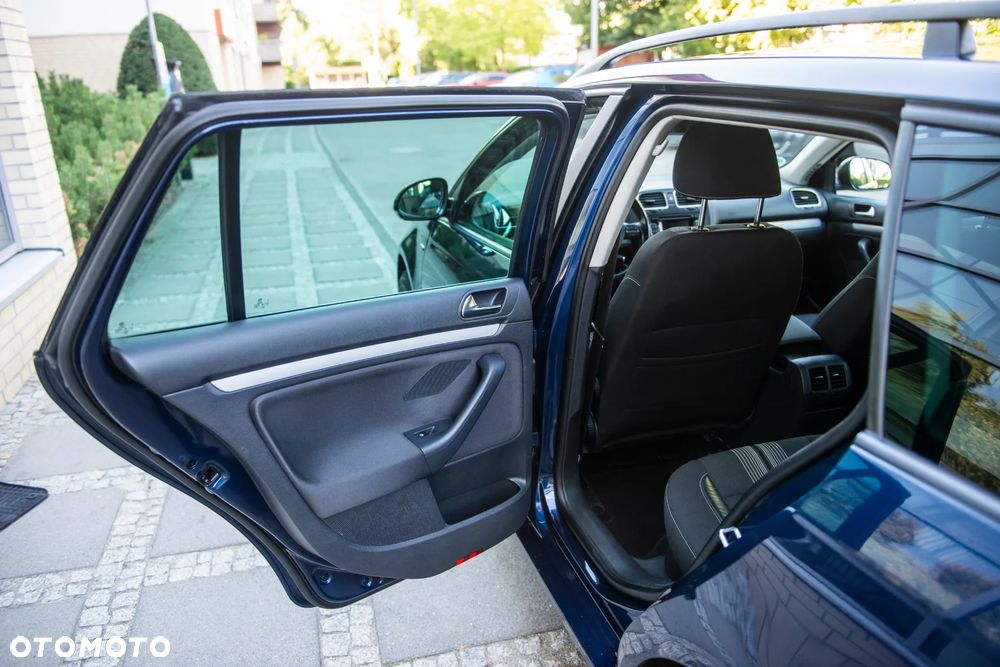 Volkswagen Golf 1.2 TSI MATCH - 18