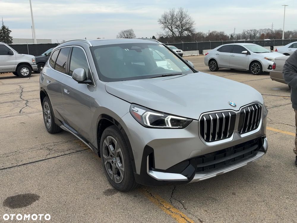 BMW X1 - 1