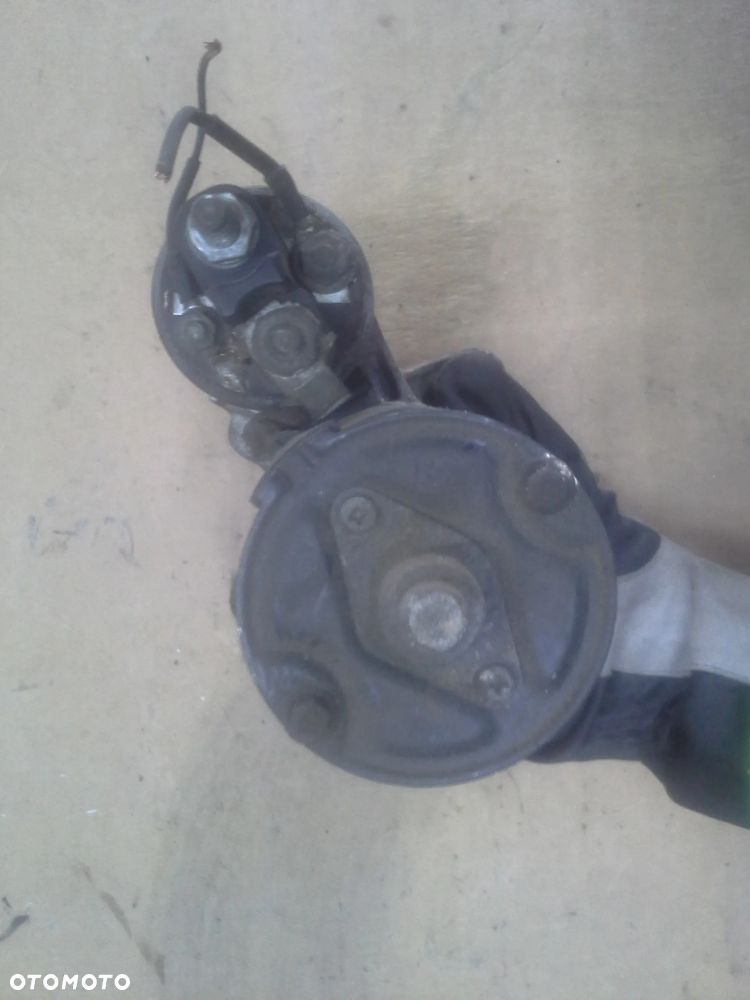 BMW E46 2.0 benzyna rozrusznik - 8