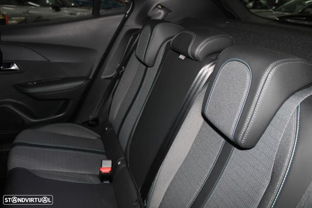 Peugeot e-2008 50 kWh Allure Pack - 12