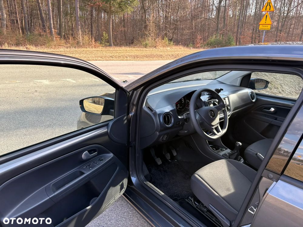Volkswagen up! 1.0 move - 13