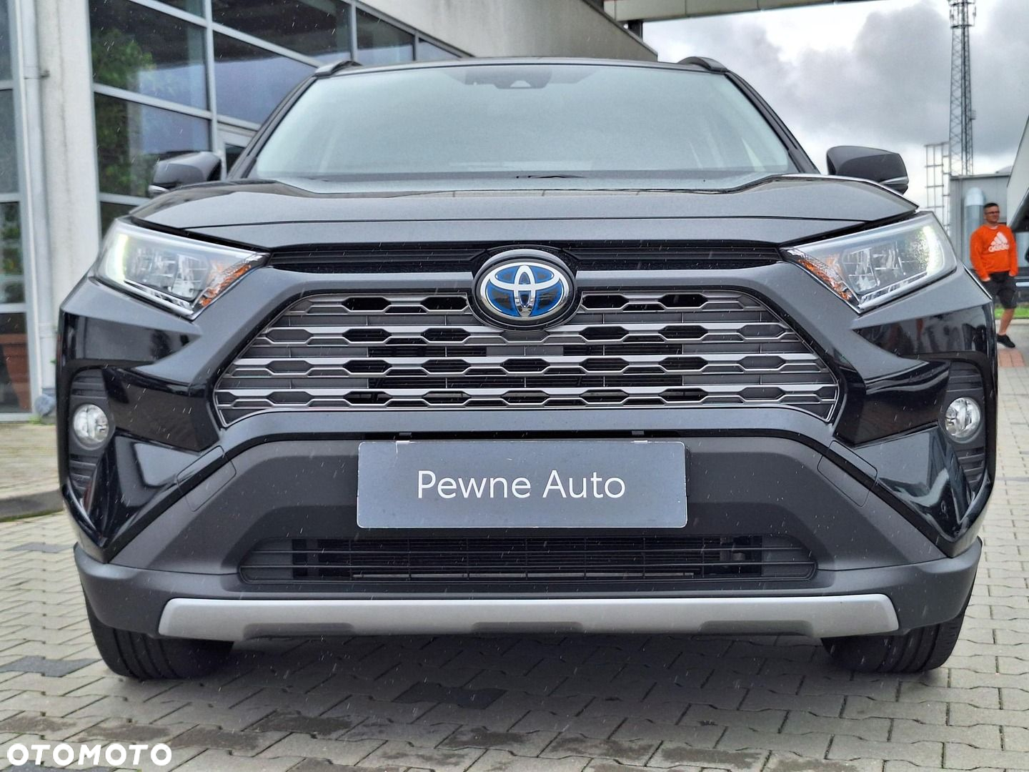 Toyota RAV4 - 5