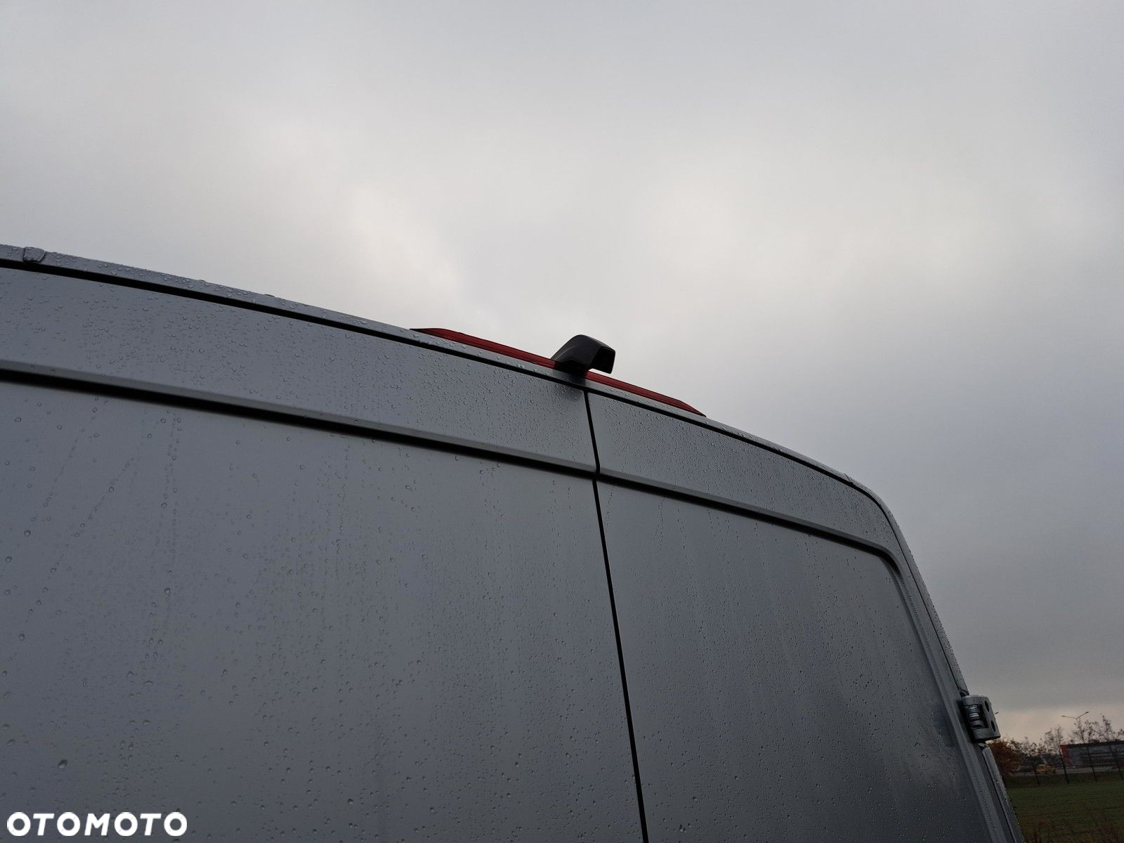 Volkswagen Crafter 35 furgon 177km Automat 3640 - 12