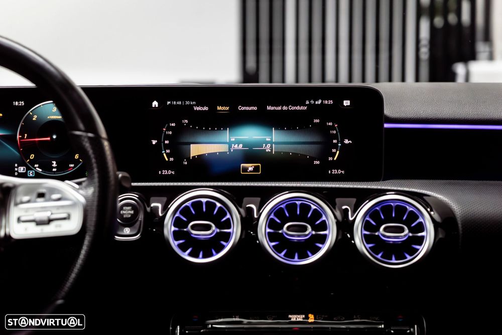 Mercedes-Benz A 180 d AMG Line Aut. - 30