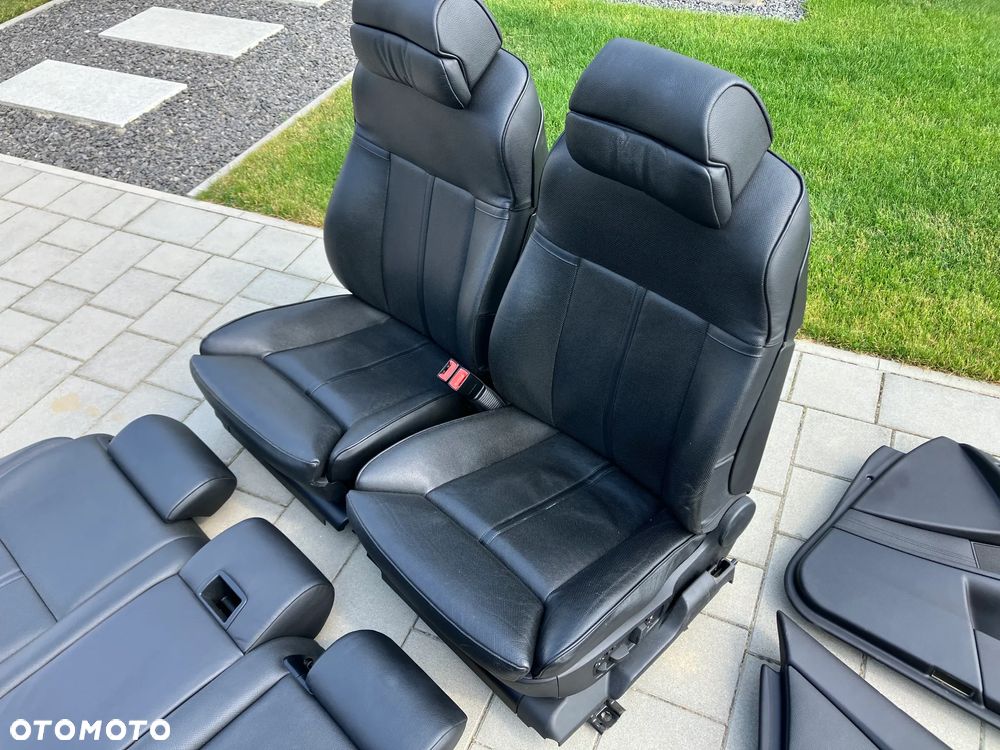 FOTELE KANAPA BOCZKI BMW E60 E61 TOURING KOMBI CZARNA SKÓRA WENTYLOWANA KOMFORT WENTYLE WENTYLOWANE KOMFORTY PRZED LIFT RARYTAS STAN PERFEKCYJNY!!! CZARNE ELEKTRYCZNE ROLETKI PRZECIWSŁONECZNE ROLETY DRZWI - 9