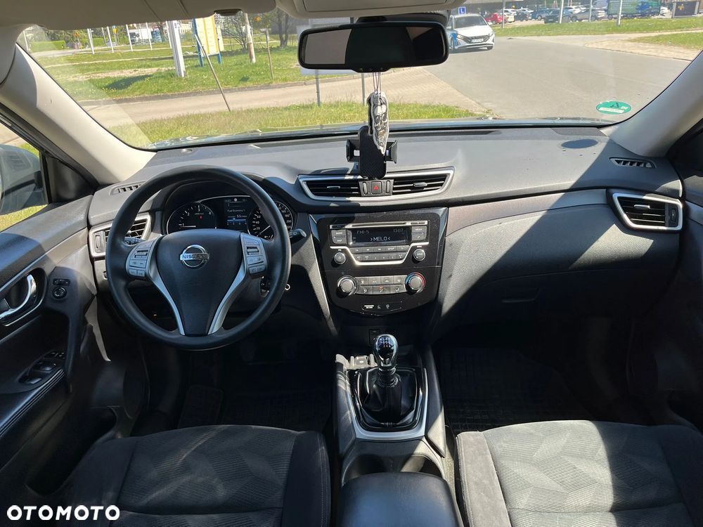 Nissan X-Trail 1.6 DCi Visia - 2