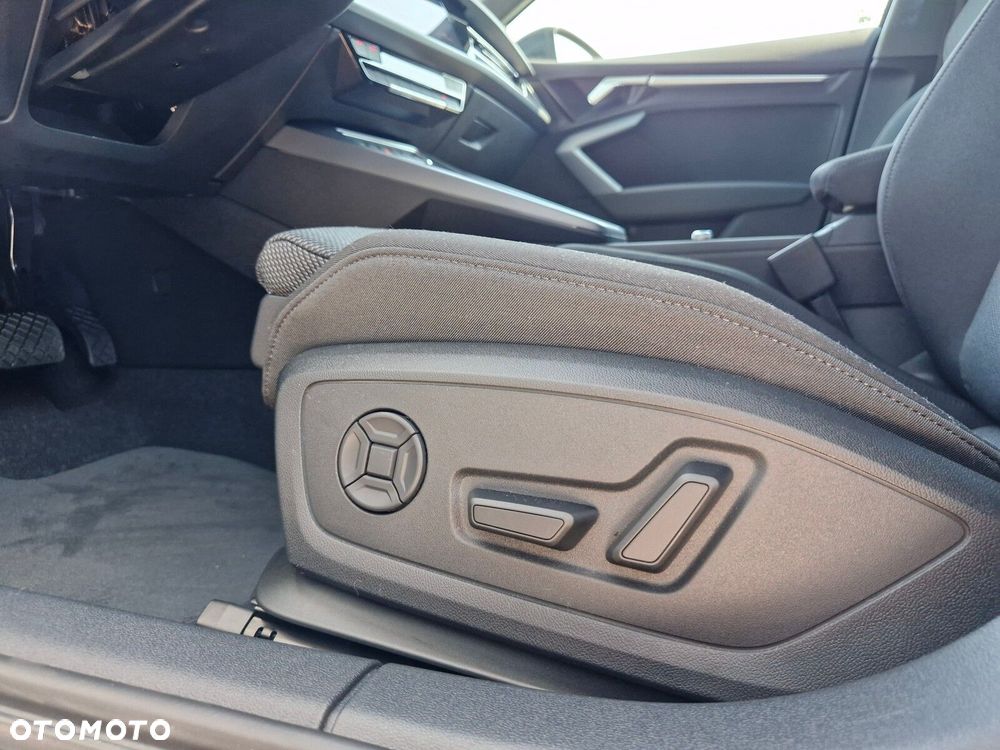 Audi A3 Sportback 35 TFSI mHEV Advanced S tronic - 17