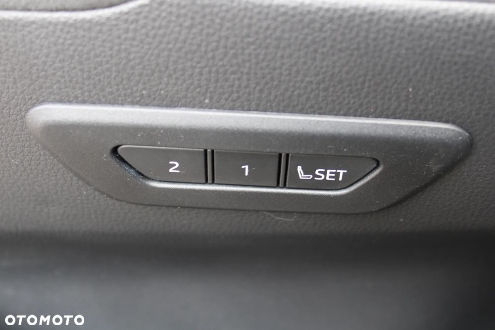 Toyota C-HR 1.8 Hybrid Executive - 21