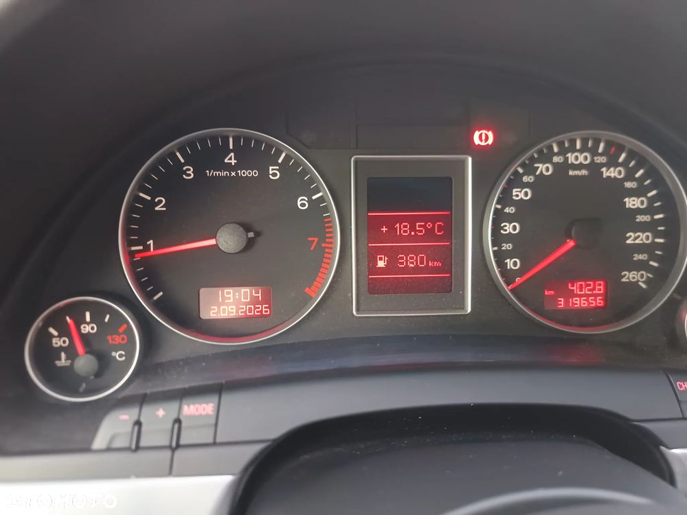 Audi A4 Avant 1.6 - 12