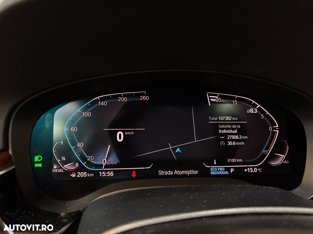 BMW Seria 5 540d xDrive AT MHEV - 31