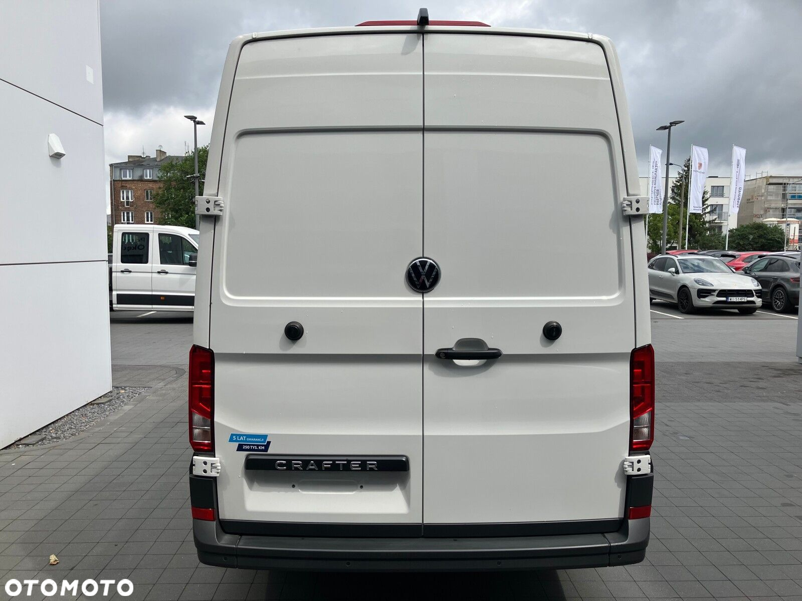 Volkswagen Crafter 35 2.0 TDI L4H3 4490 177 KM - 16