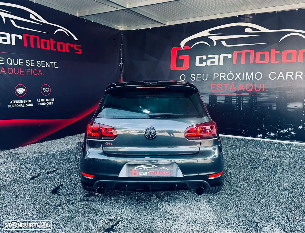 VW Golf 2.0 GTI DSG - 8