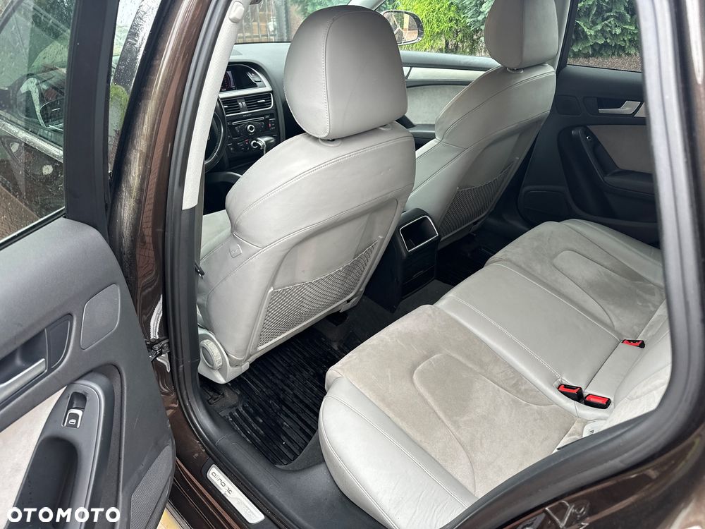 Audi A4 Allroad 2.0 TDI Quattro S tronic - 25