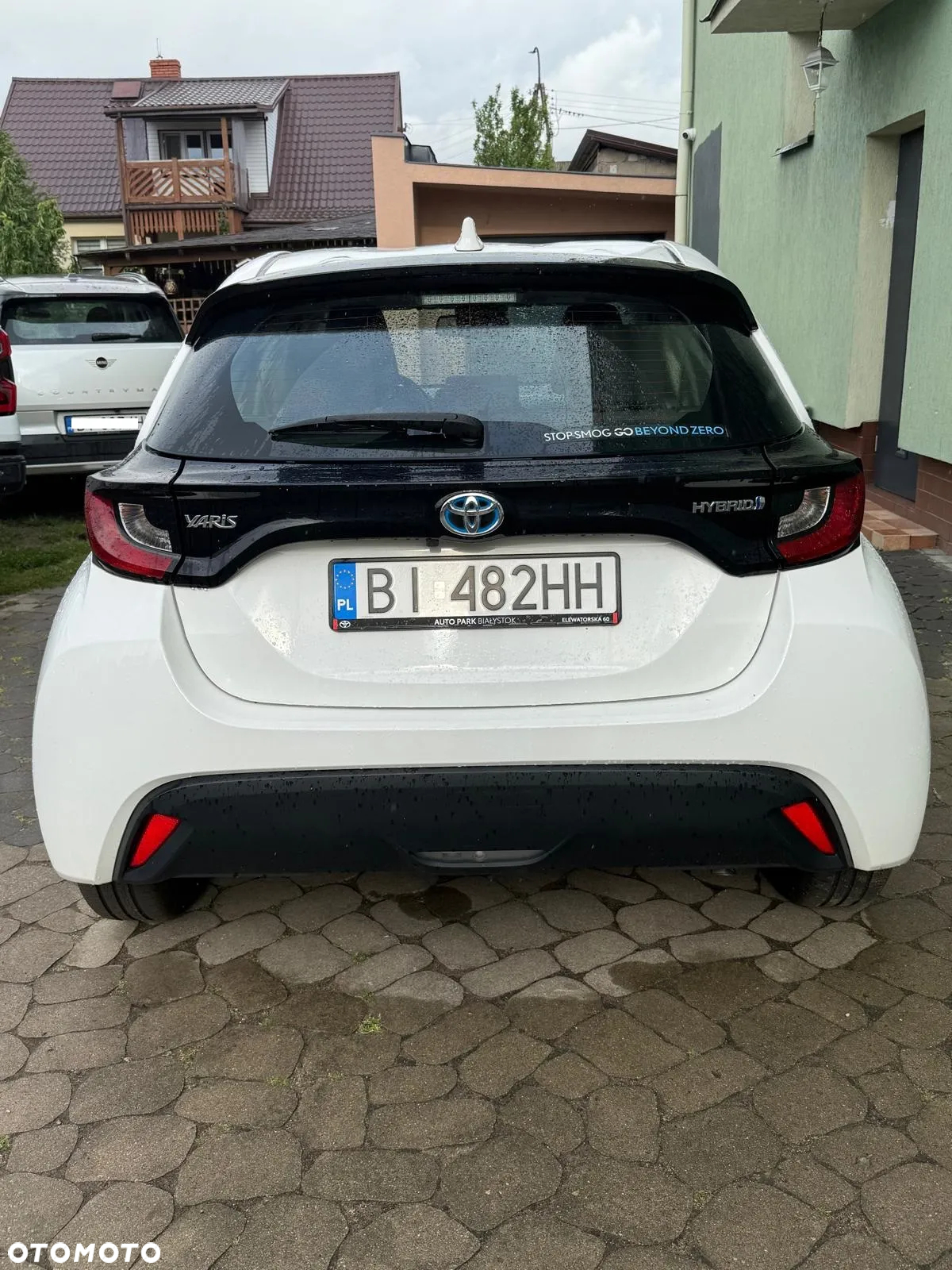 Toyota Yaris - 4