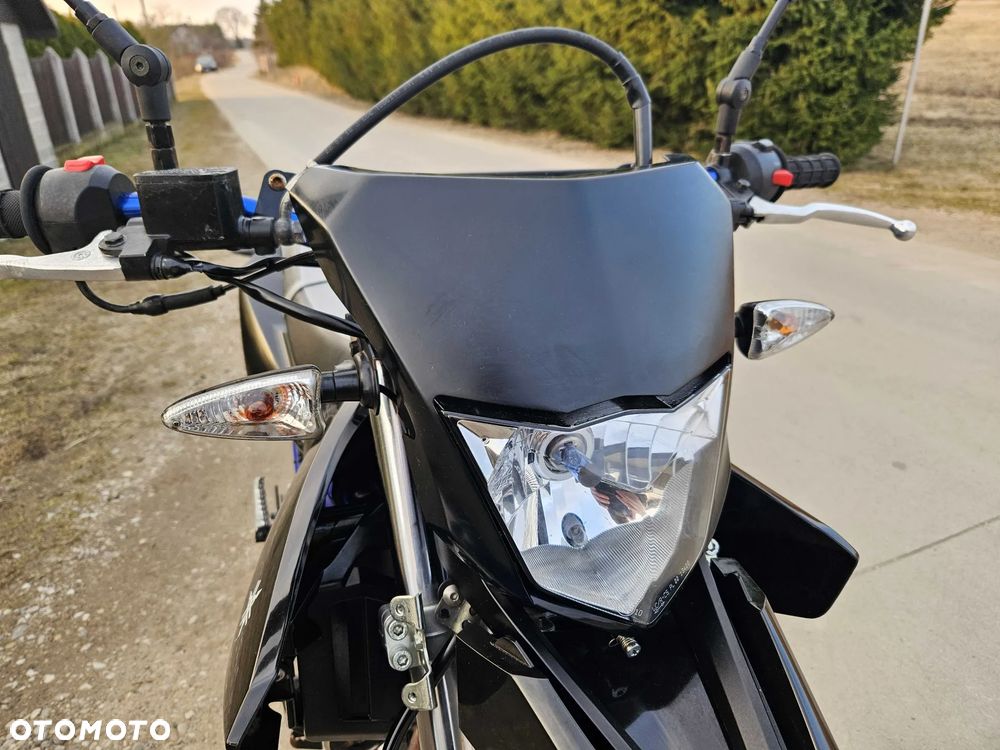 Yamaha WR - 15