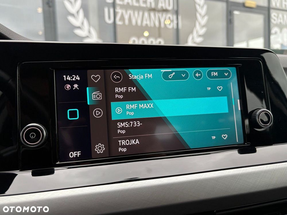 Volkswagen Golf VIII 1.5 TSI EVO Life - 25