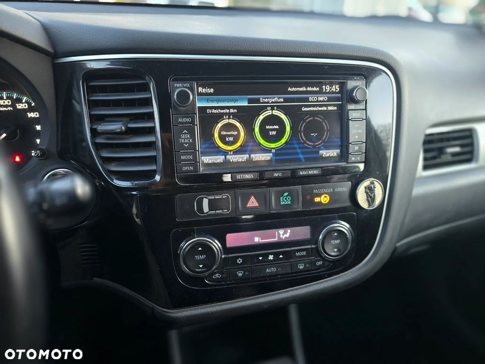 Mitsubishi Outlander 2.0 4WD - 15