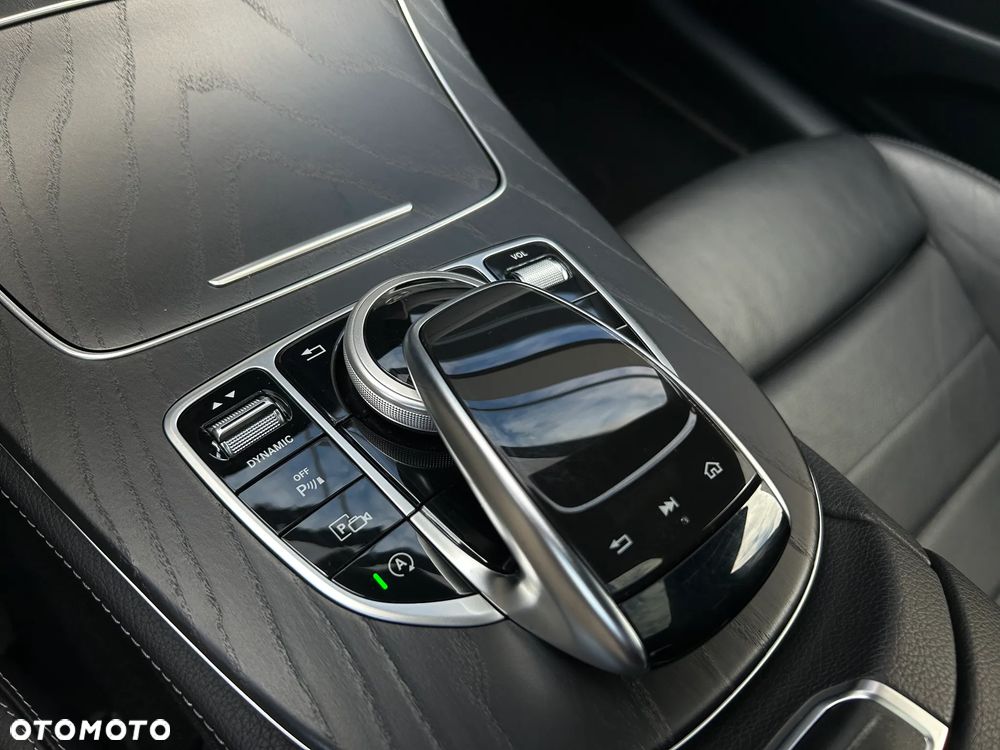 Mercedes-Benz Klasa E - 29